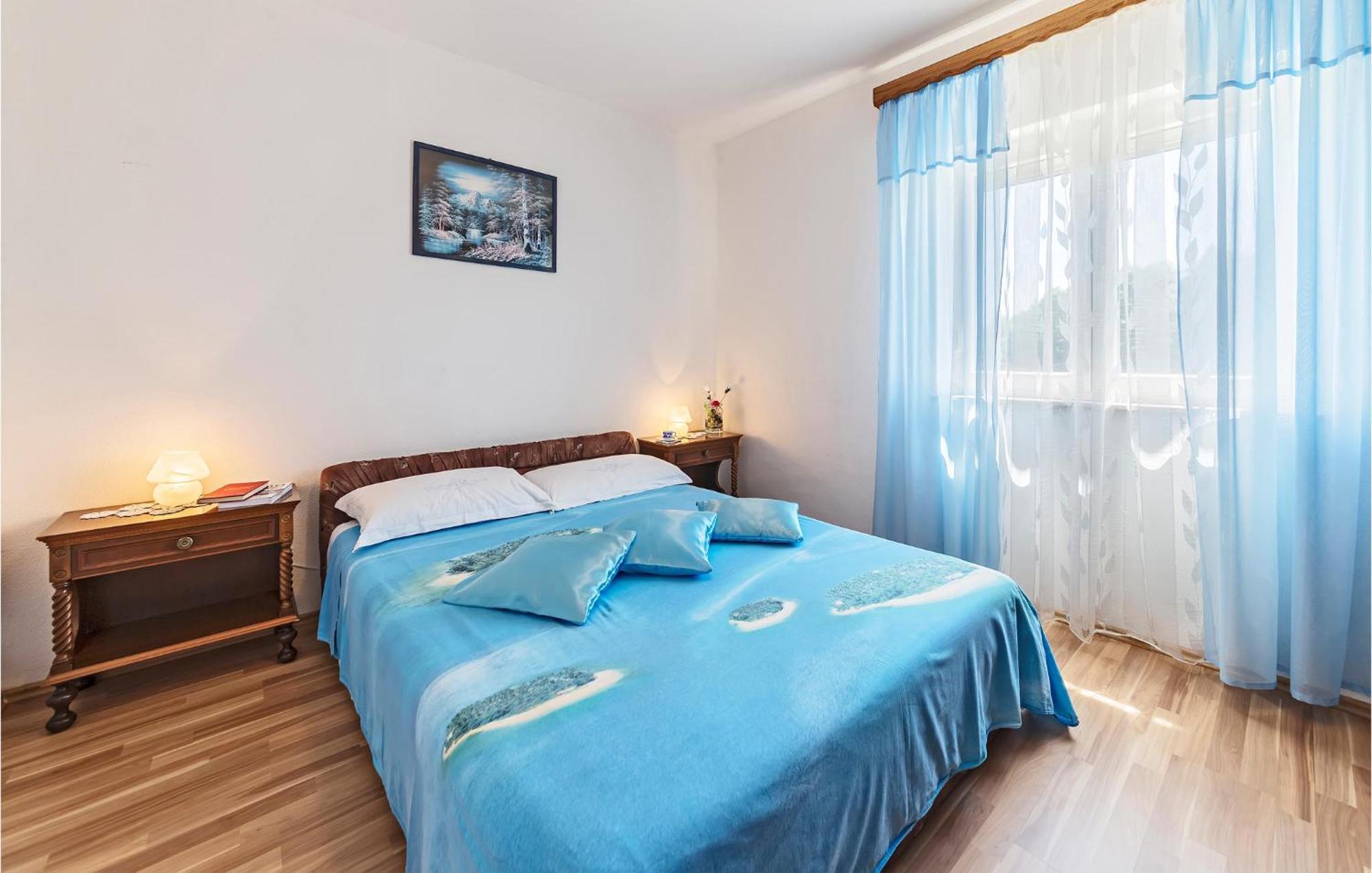 2 Bedroom Lovely Apartment In Labin Labin  Exteriör bild